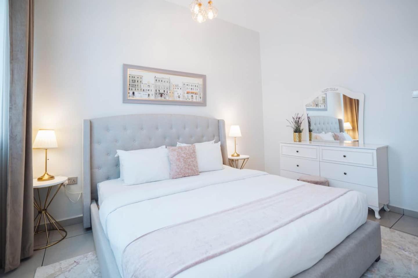 Charming Warm Suite With Amazing Views Of The City Dubai Exterior foto